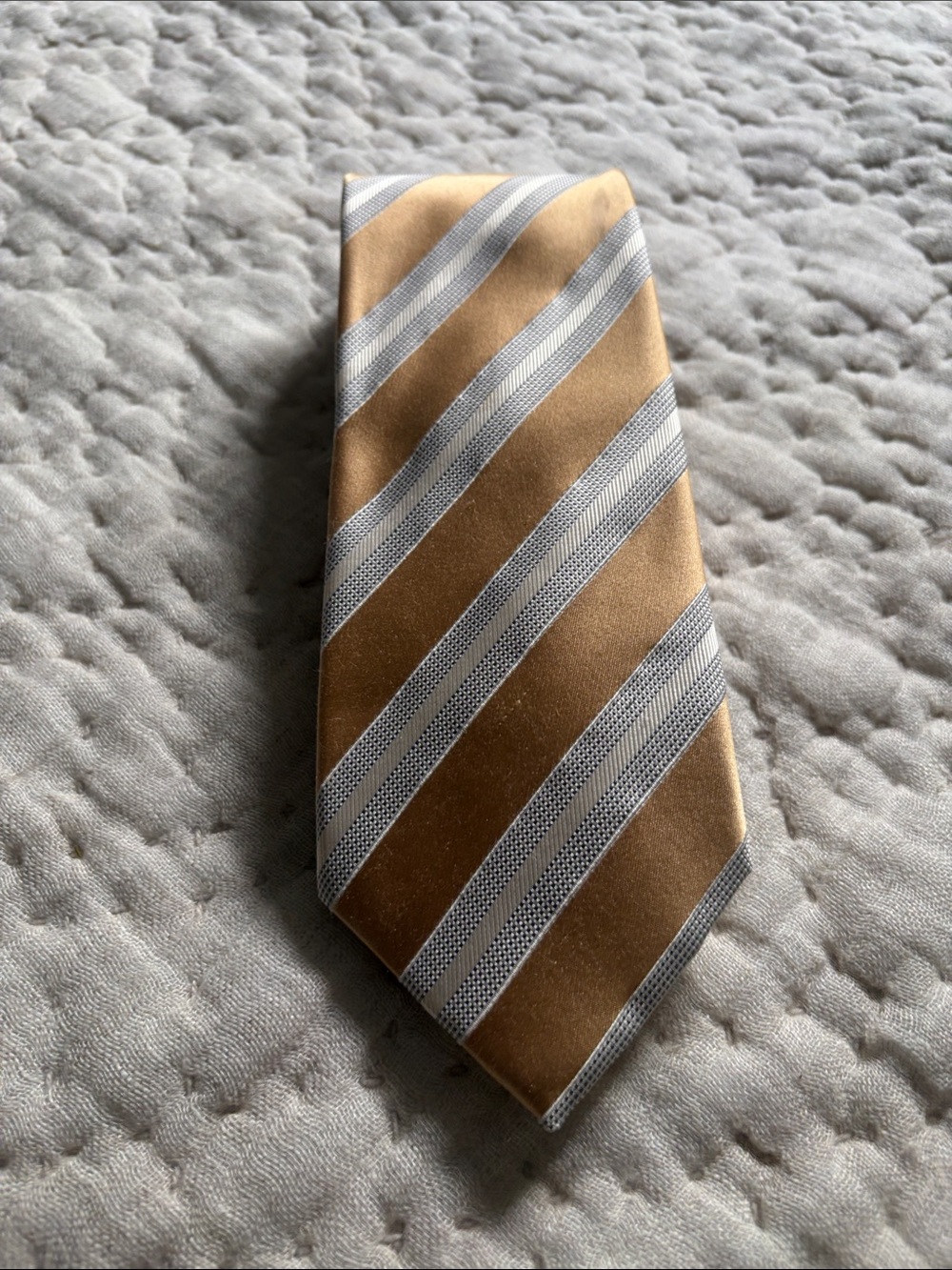 Donald Trump Signature Collection Gold Silk Tie